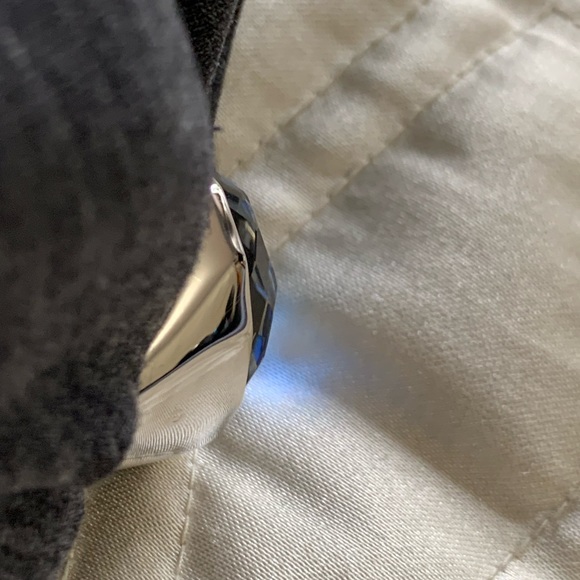 Genuine Swarovski Crystal Blue "Marie" Cocktail Ring Size 55 (approx. 7) - Picture 4 of 11